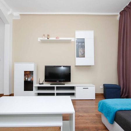 Trencianska Apartment Μπρατισλάβα Εξωτερικό φωτογραφία